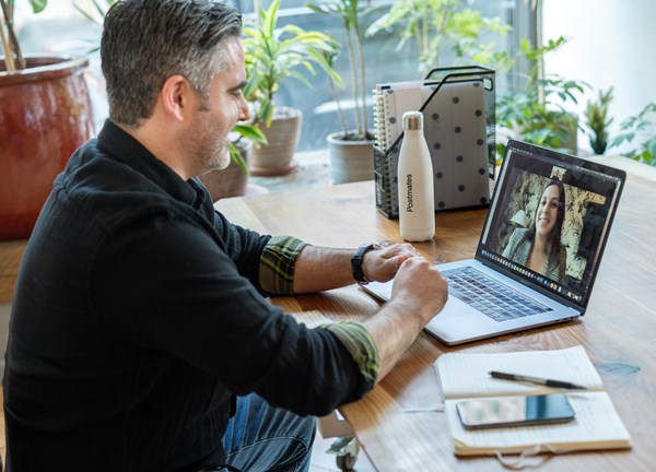 Linkedin Sales Solutions Be5avkfv9ho Unsplash