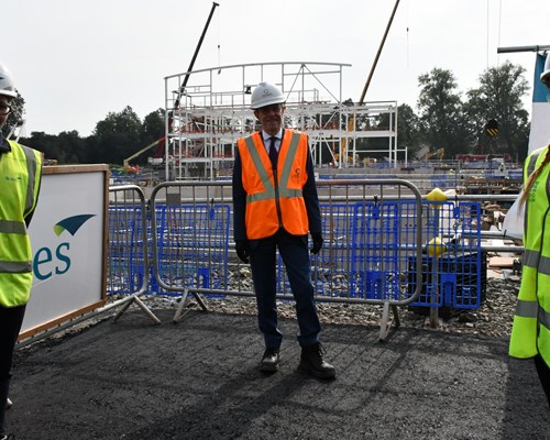 Local people winning construction jobs and gaining new skills on Sandwell Aquatics Centre