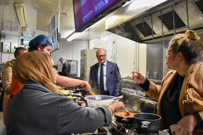 Eathan Robinson, Sheuli Bibi (participants in the programme), Mayor Richard Parker, Sarah Venture (Digbeth Dining Club CIC)