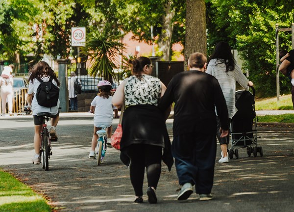 People Walking 1