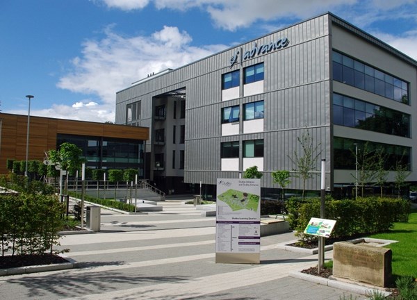 Dudley College
