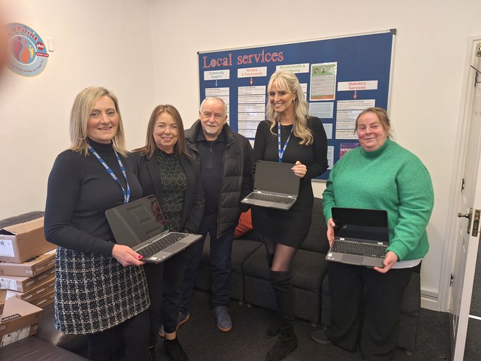 SinglePoint Plus Family Hub's Lisa Harrison and Eve Loveridge with Cllrs Carmichael, Piper and Hartwell